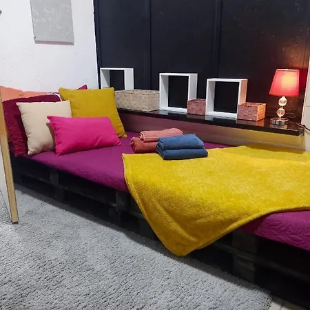 Residencial Brazen Bed & Breakfast *