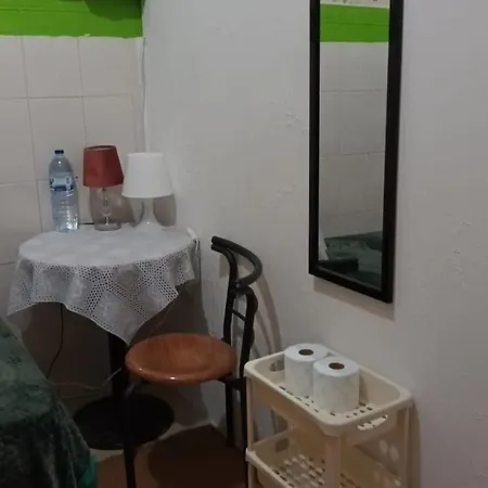 Residencial Brazen Bed & Breakfast *