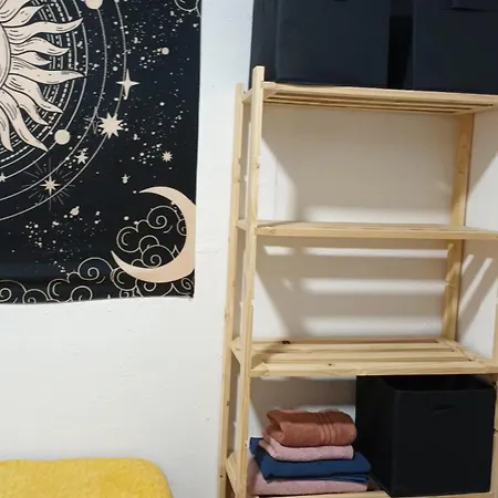 Residencial Brazen Bed & Breakfast